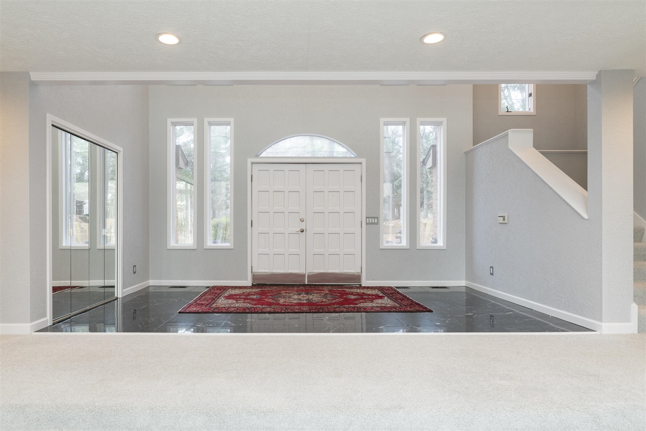 7129 Lakeridge Place, Kalamazoo, MI, 49009-9758