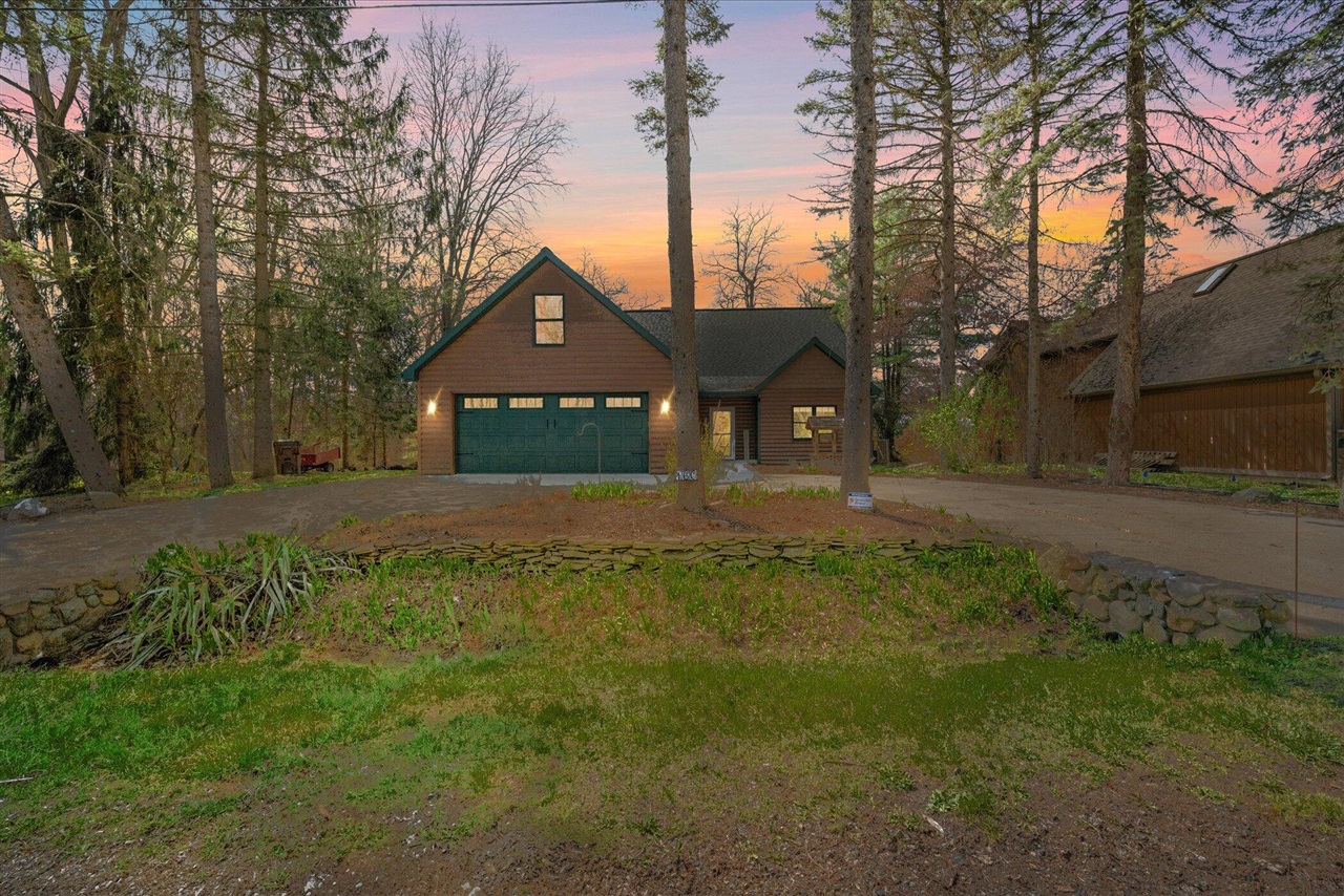 160 Eastshore Drive, Jerome, MI, 49249-9407