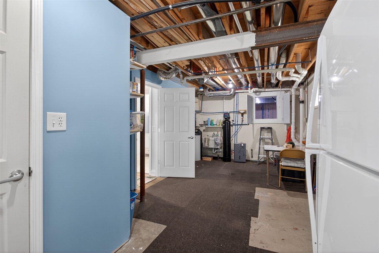 160 Eastshore Drive, Jerome, MI, 49249-9407