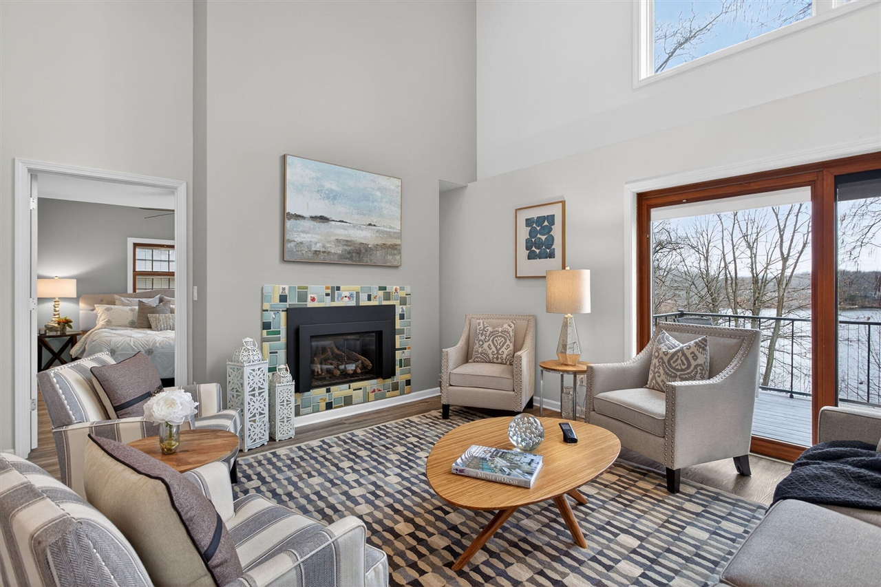 160 Eastshore Drive, Jerome, MI, 49249-9407