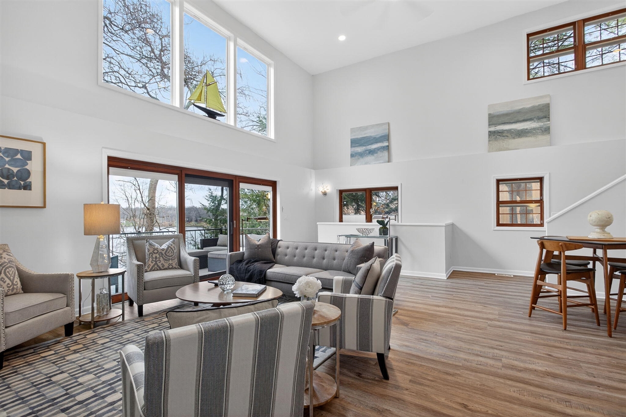 160 Eastshore Drive, Jerome, MI, 49249-9407