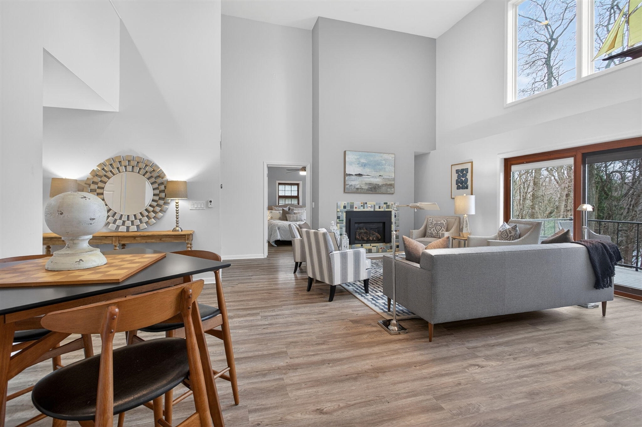 160 Eastshore Drive, Jerome, MI, 49249-9407