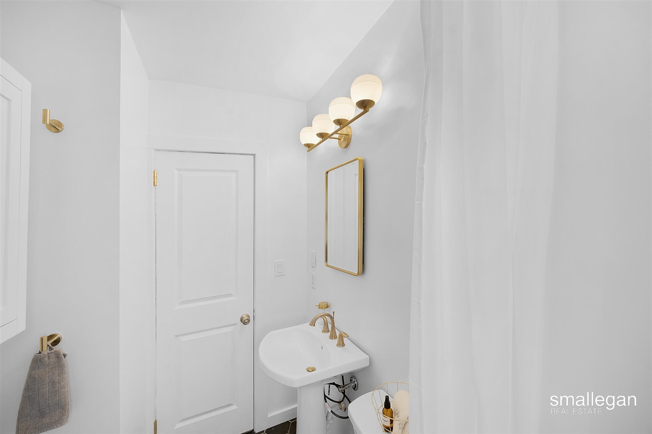 1011 Johnston Street, Grand Rapids, MI, 49507