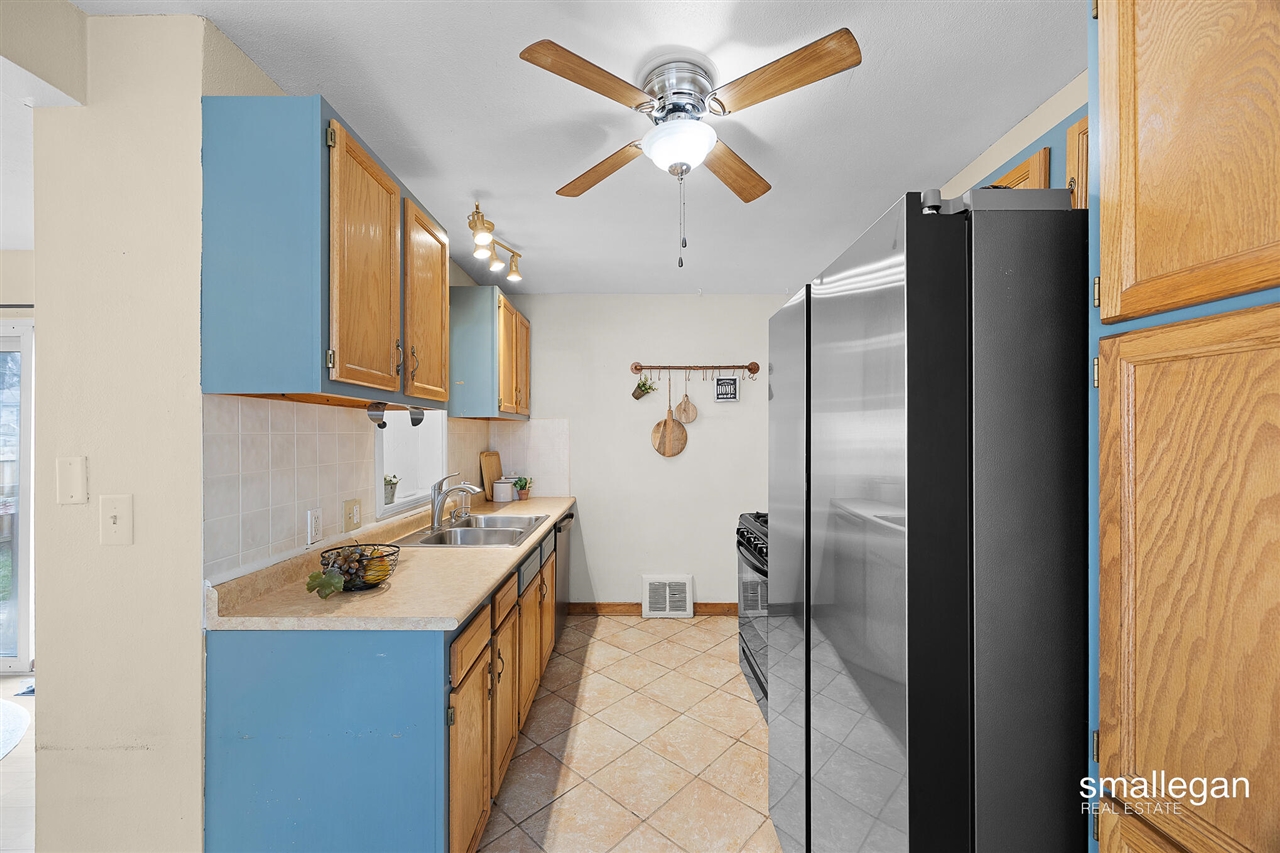 1011 Johnston Street, Grand Rapids, MI, 49507