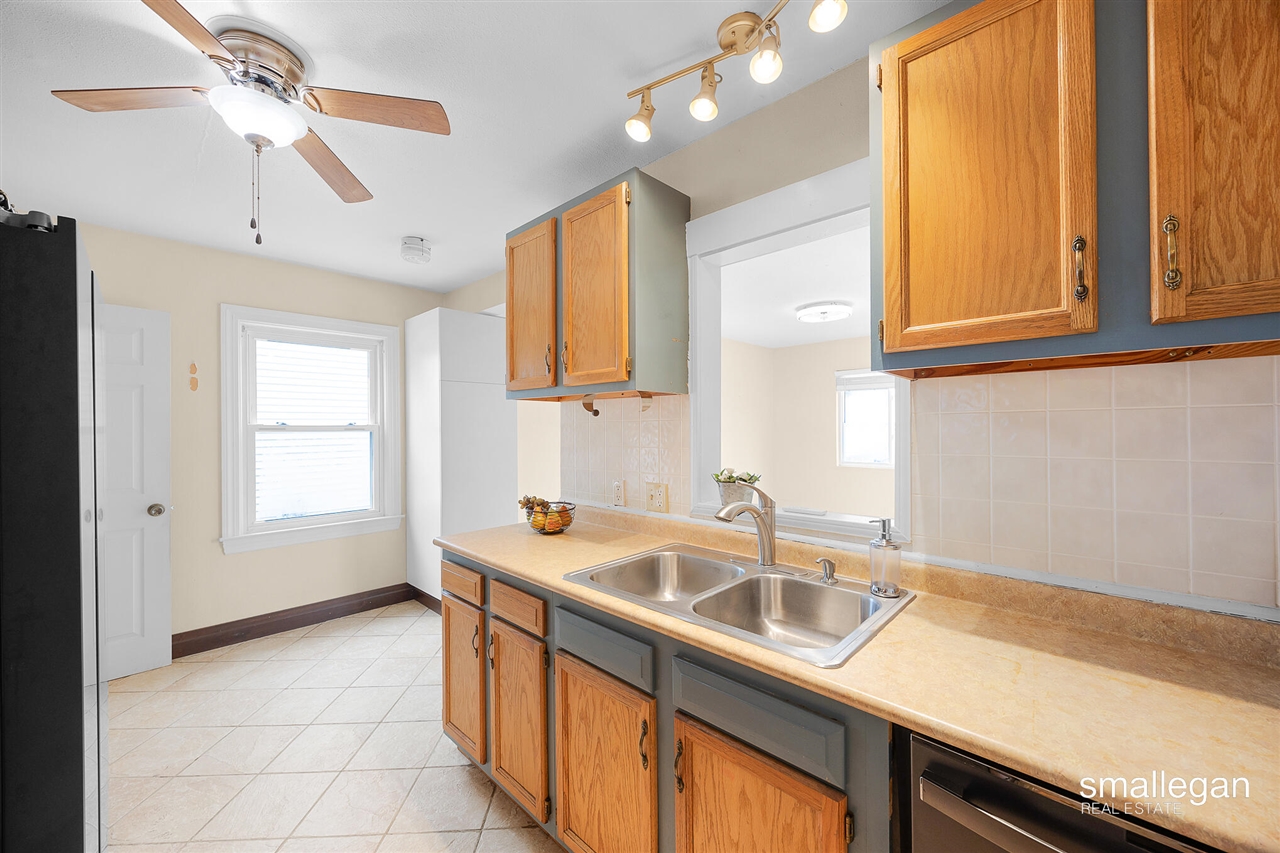 1011 Johnston Street, Grand Rapids, MI, 49507