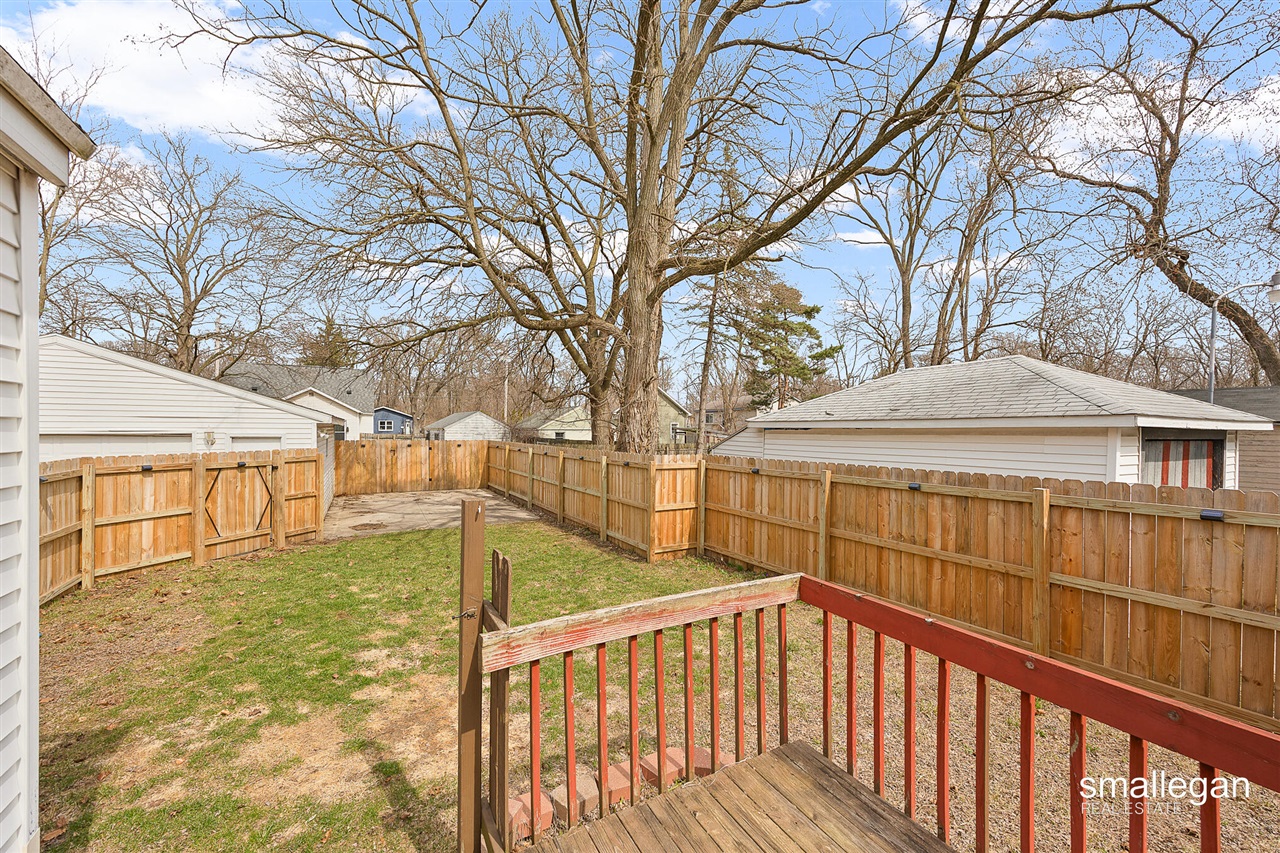 1011 Johnston Street, Grand Rapids, MI, 49507