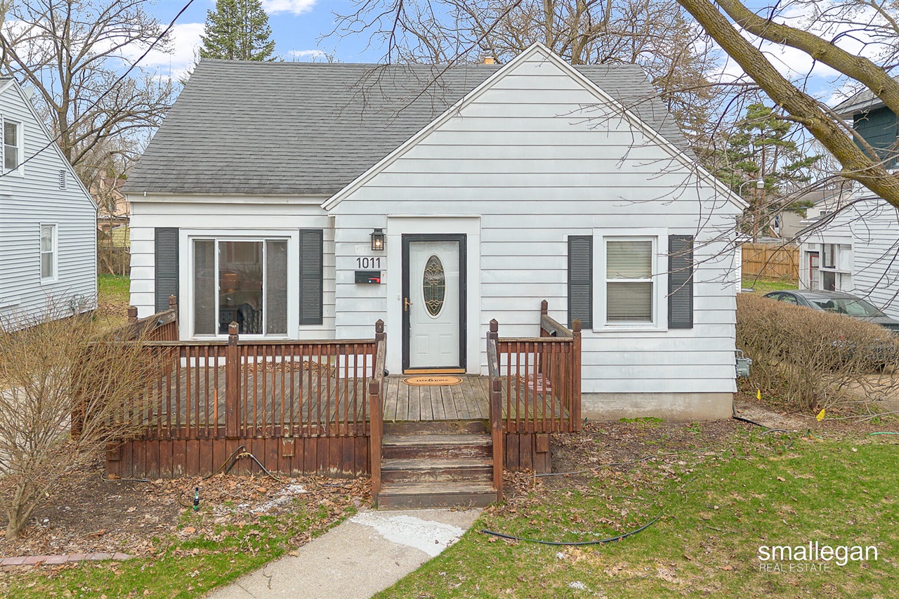 1011 Johnston Street, Grand Rapids, MI, 49507