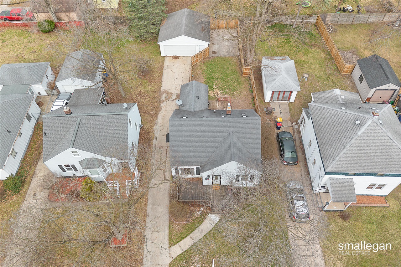 1011 Johnston Street, Grand Rapids, MI, 49507