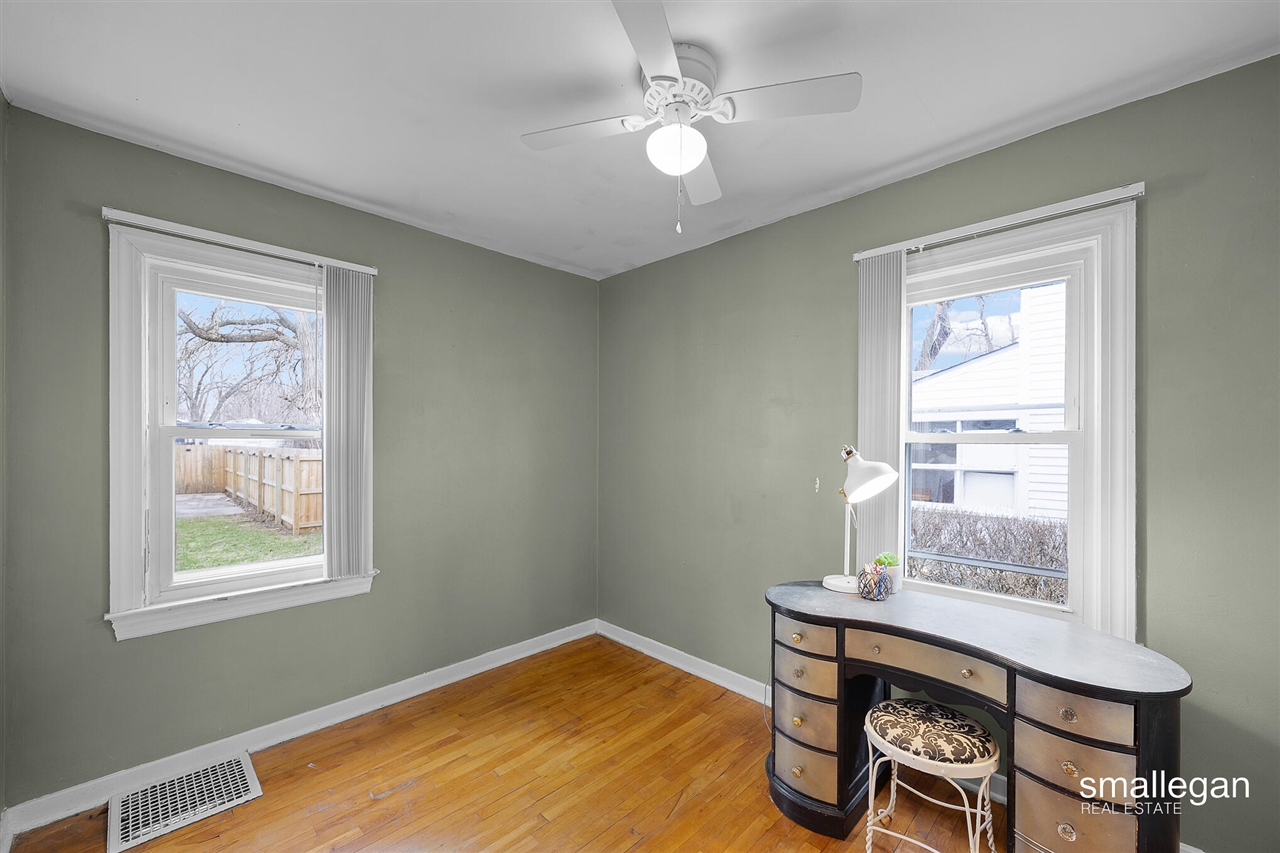 1011 Johnston Street, Grand Rapids, MI, 49507