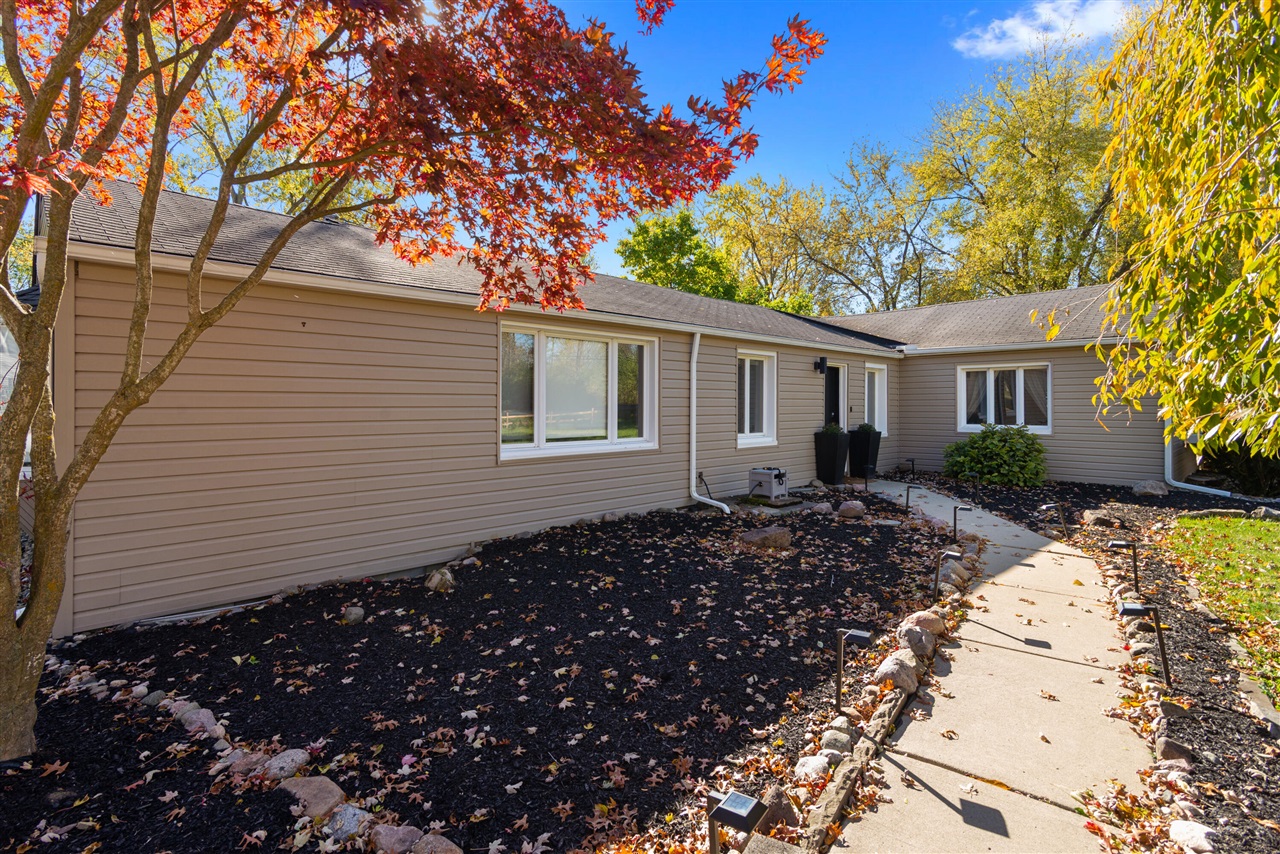 6810 N Territorial Road, Plymouth, MI, 48170-5097
