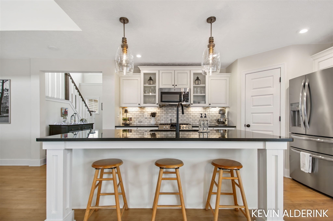 13783 Harrington Landing, Holland, MI, 49424-7485