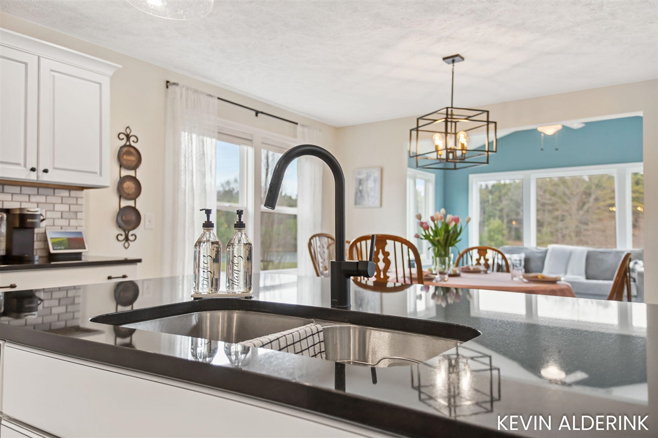 13783 Harrington Landing, Holland, MI, 49424-7485