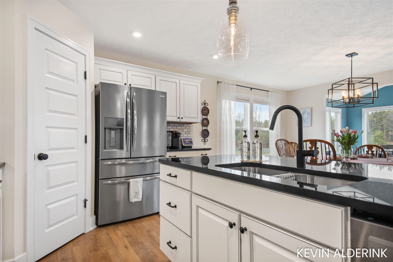 13783 Harrington Landing, Holland, MI, 49424-7485