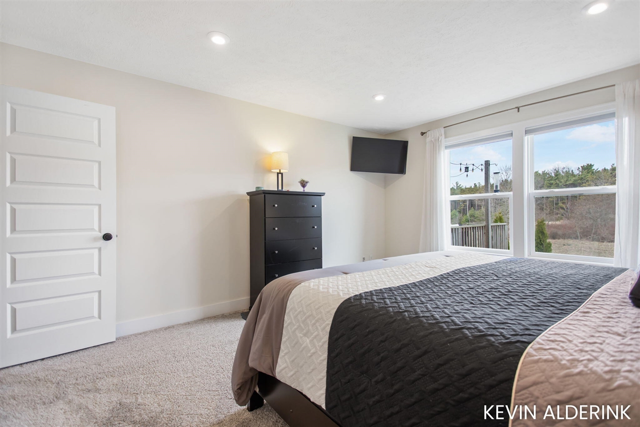 13783 Harrington Landing, Holland, MI, 49424-7485