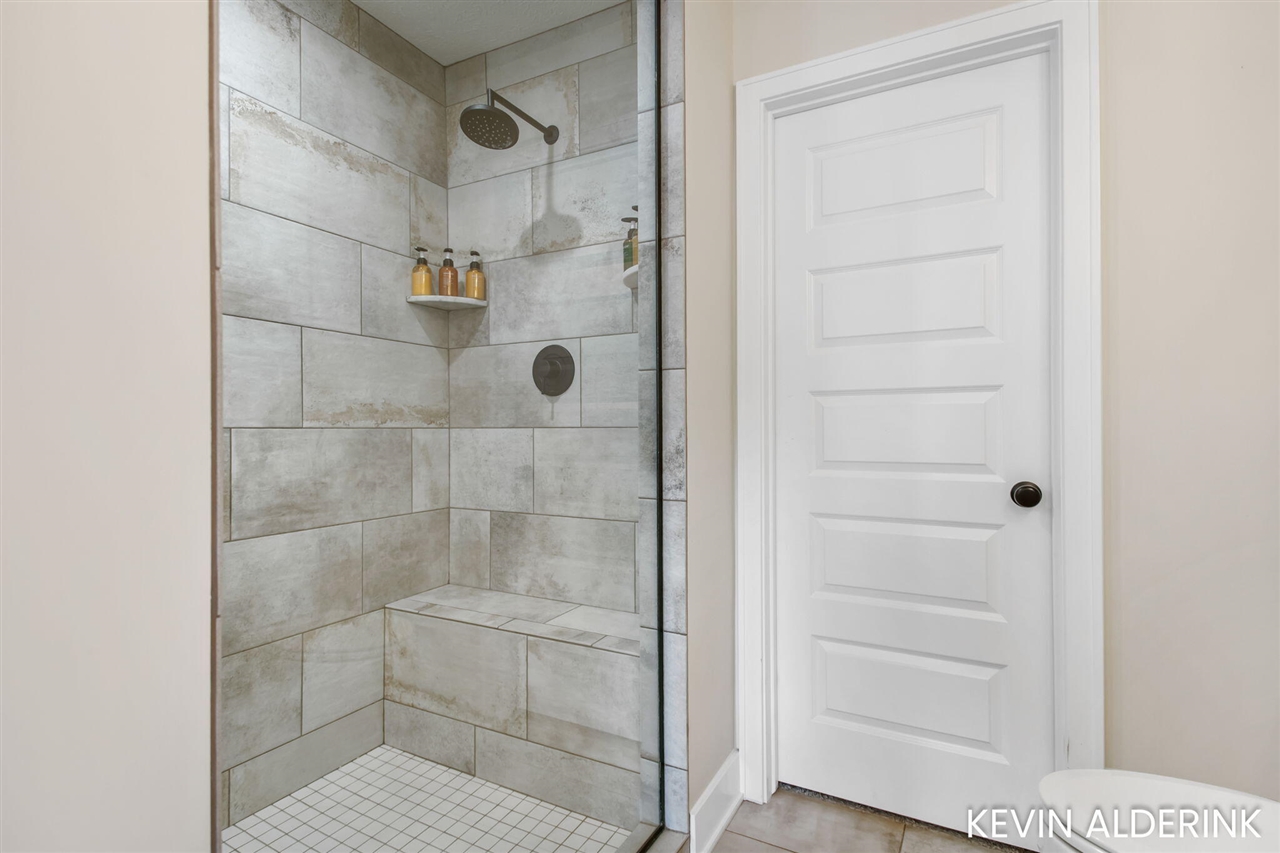 13783 Harrington Landing, Holland, MI, 49424-7485