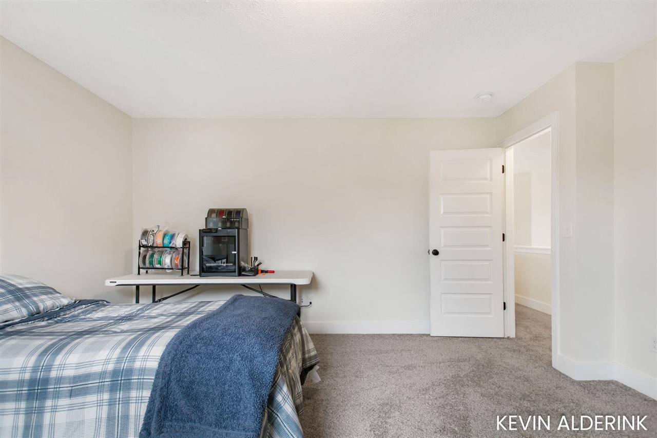 13783 Harrington Landing, Holland, MI, 49424-7485