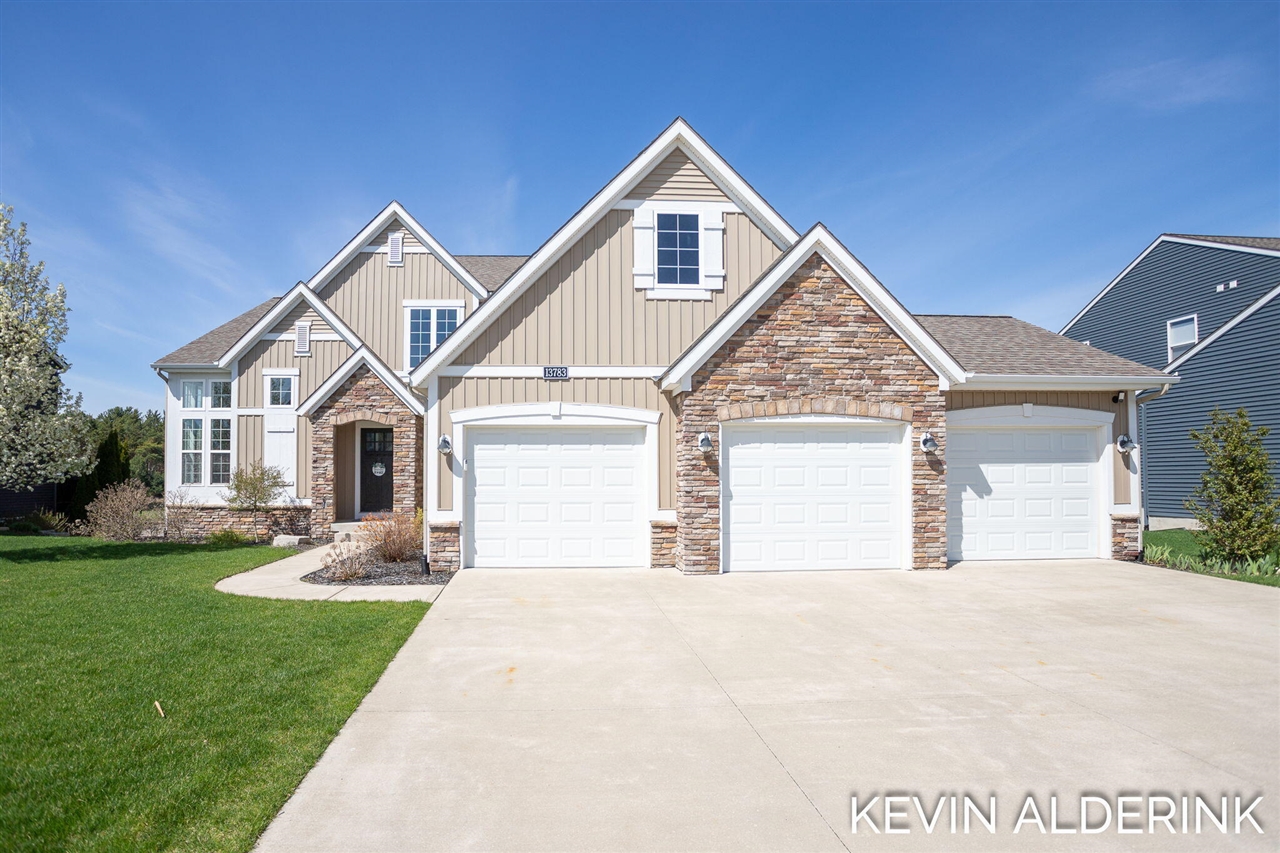 13783 Harrington Landing, Holland, MI, 49424-7485