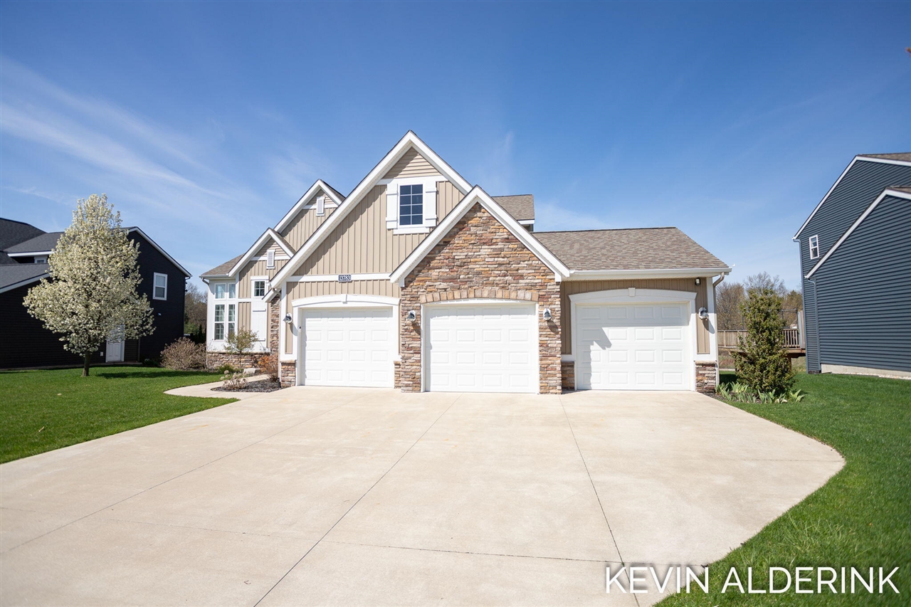 13783 Harrington Landing, Holland, MI, 49424-7485
