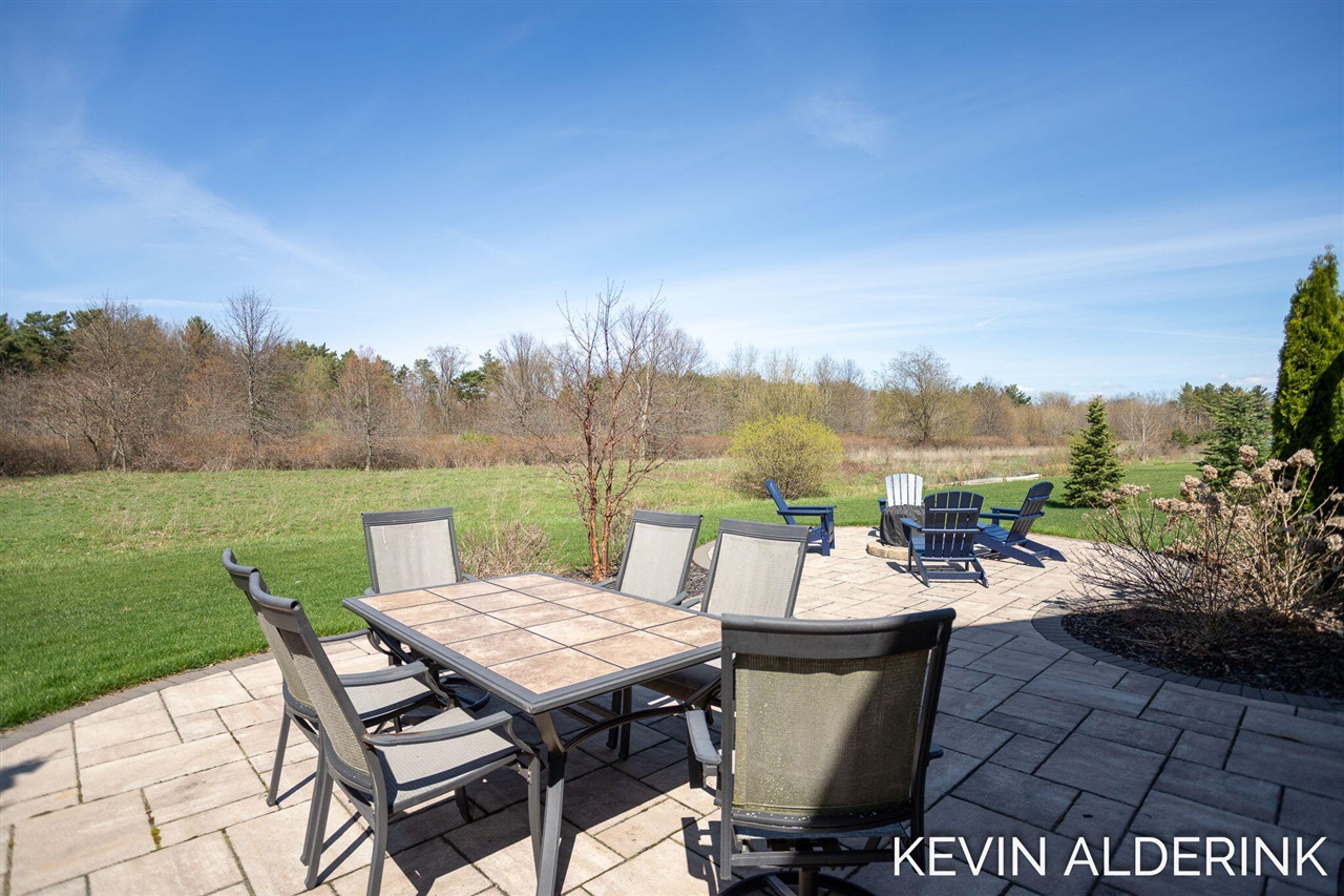 13783 Harrington Landing, Holland, MI, 49424-7485