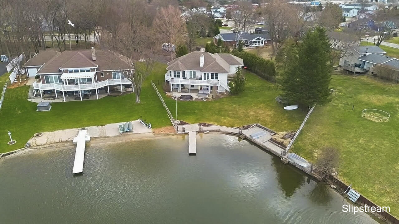 6807 Kenowa Avenue, Grandville, MI, 49418-2135