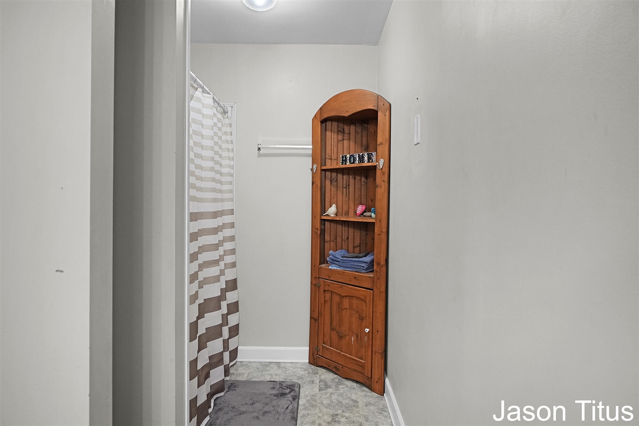 2507 Day Avenue, Walker, MI, 49544