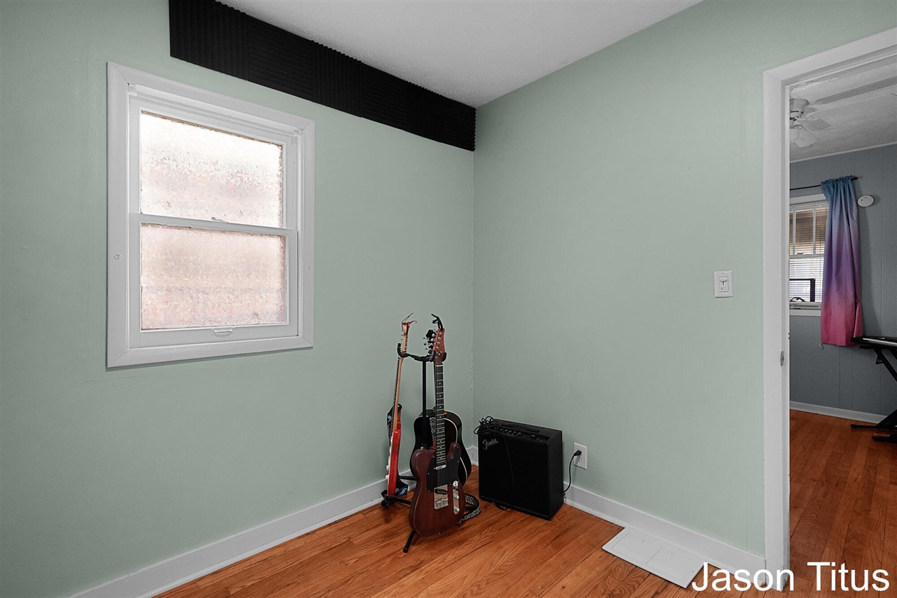 2507 Day Avenue, Walker, MI, 49544