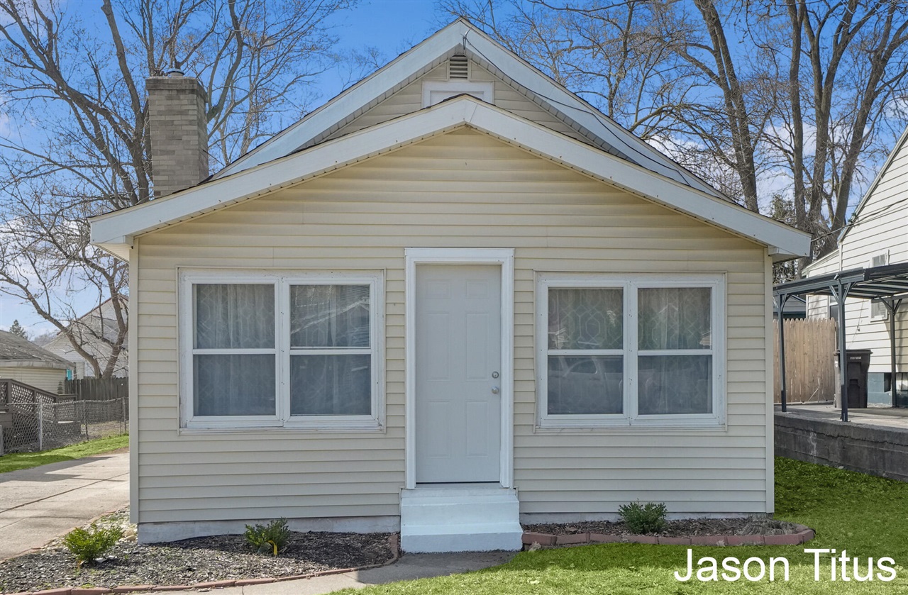 2507 Day Avenue, Walker, MI, 49544