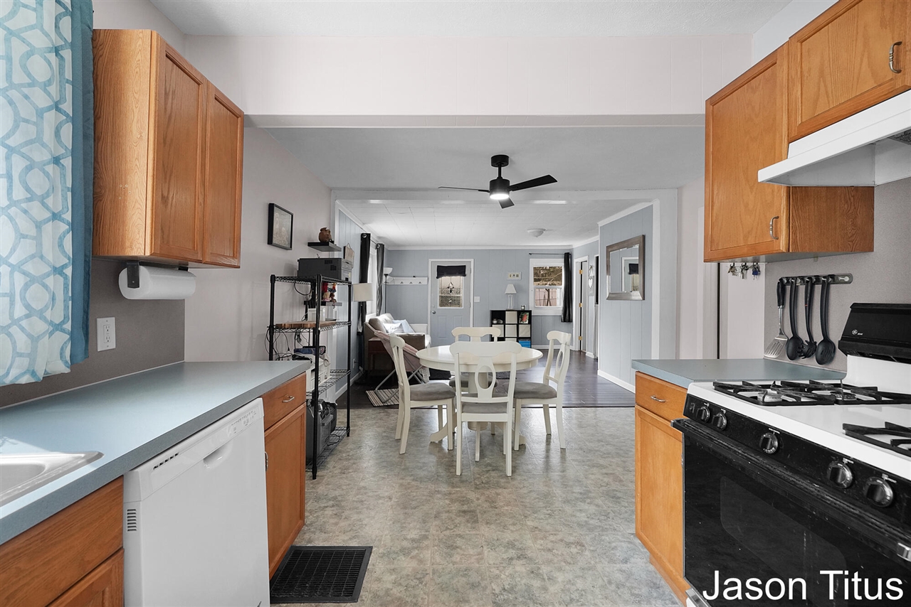 2507 Day Avenue, Walker, MI, 49544