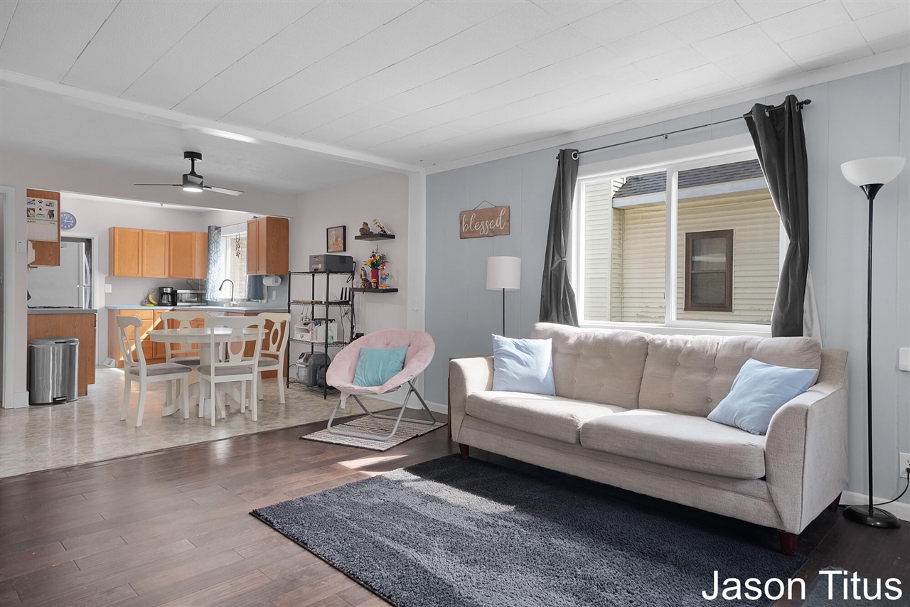 2507 Day Avenue, Walker, MI, 49544