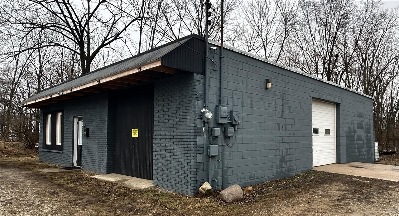 2028 Vw Avenue, Vicksburg, MI, 49097-8401