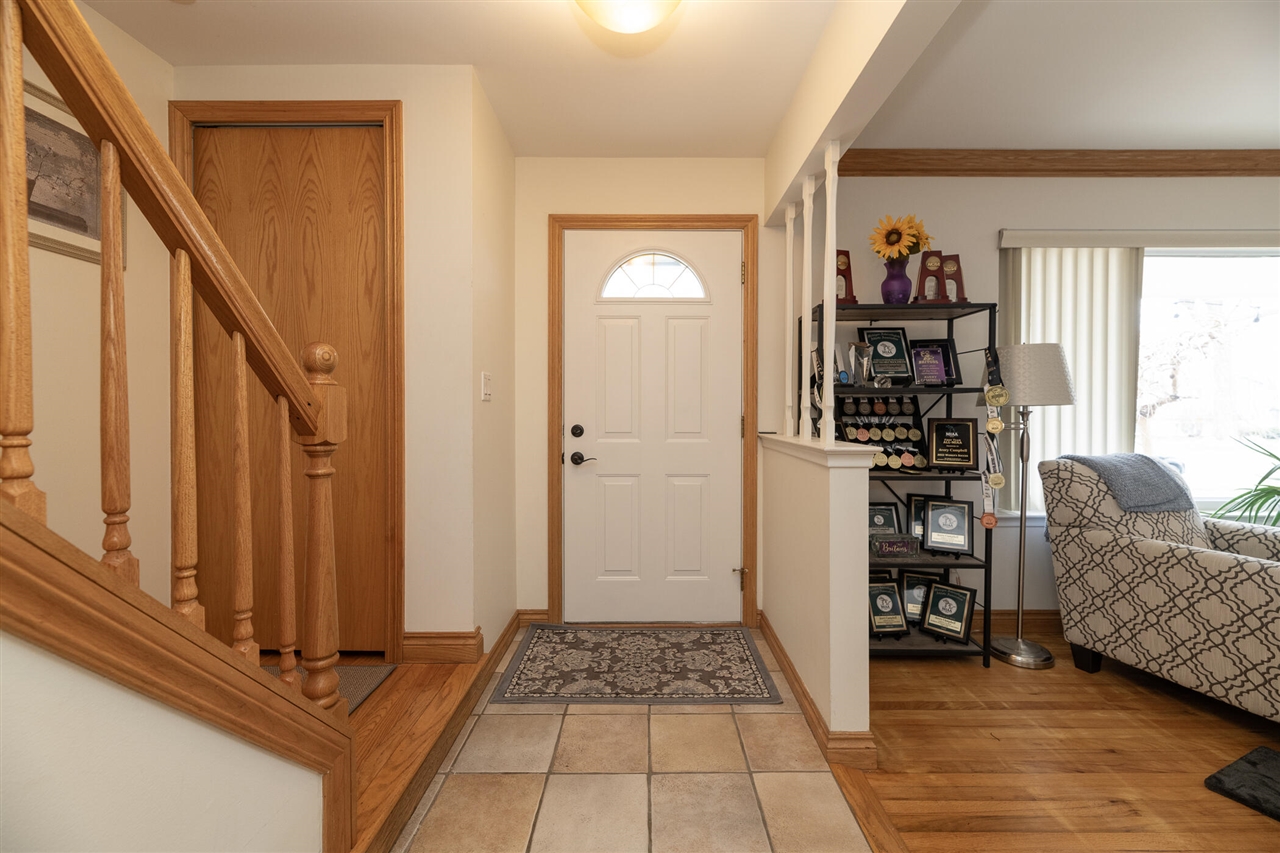 8765 Buckskin Drive, Commerce Twp, MI, 48382-3403