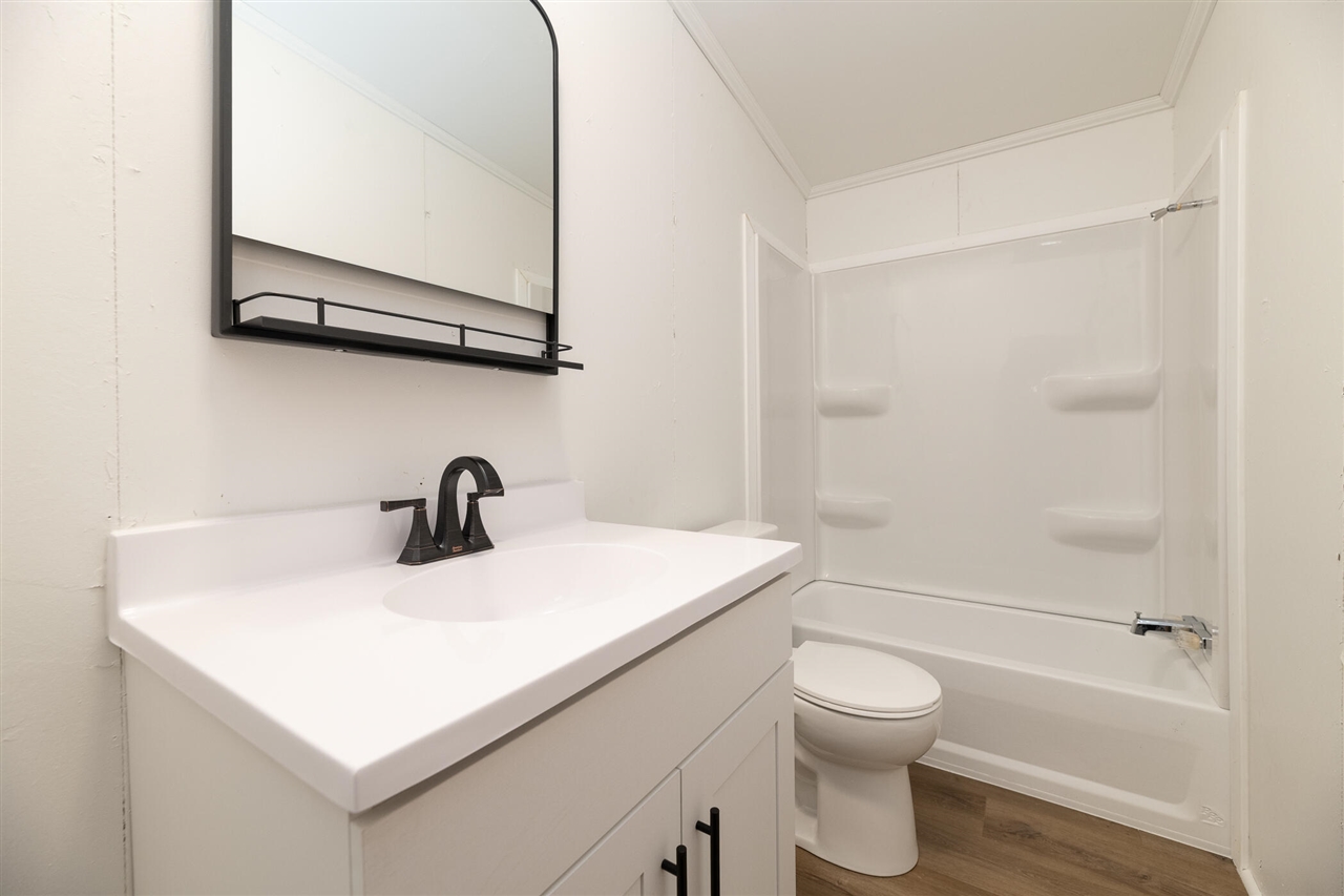 13064 Riverside Drive, Constantine, MI, 49042-9709