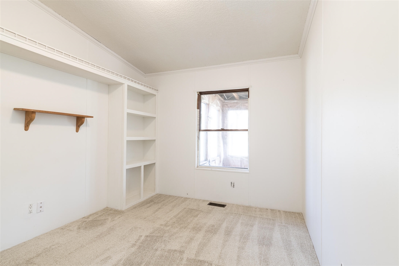 13064 Riverside Drive, Constantine, MI, 49042-9709