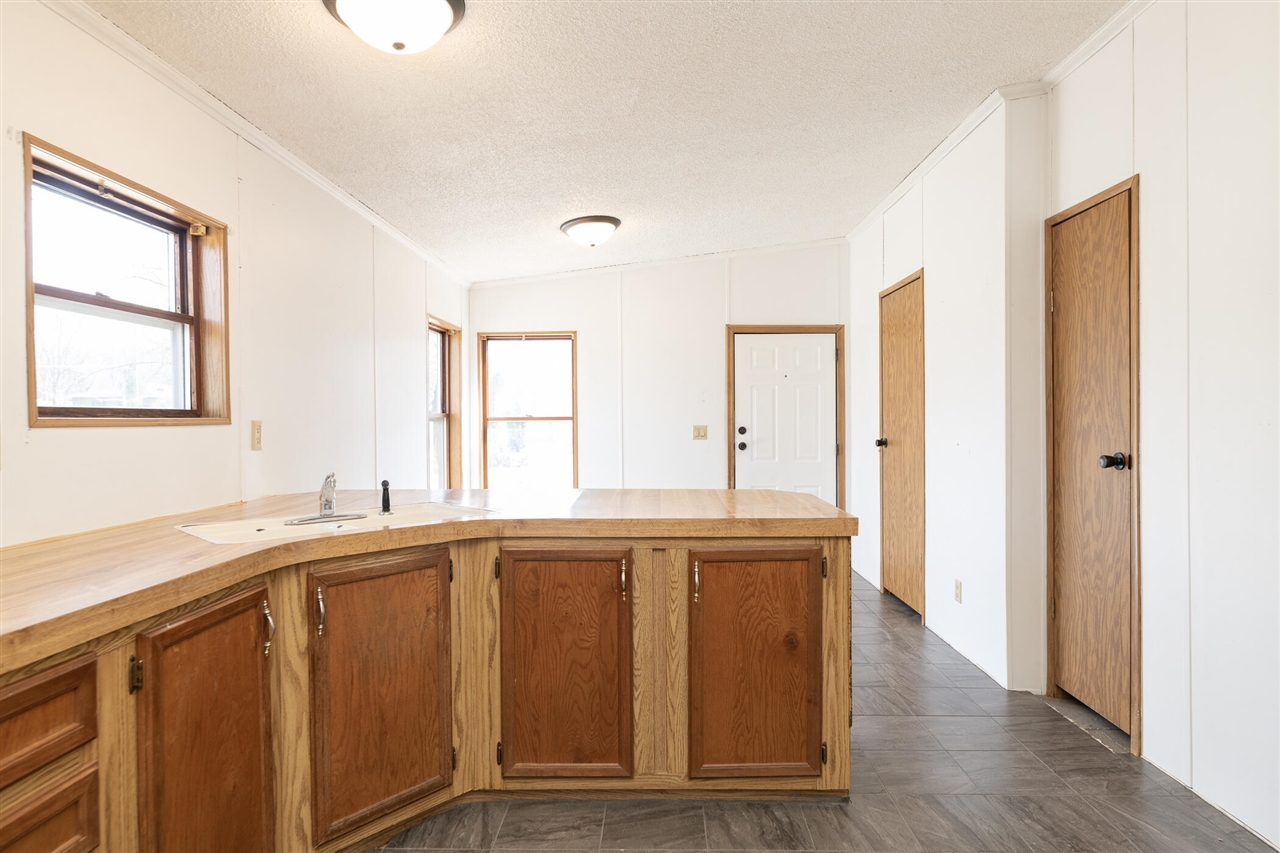 13064 Riverside Drive, Constantine, MI, 49042-9709