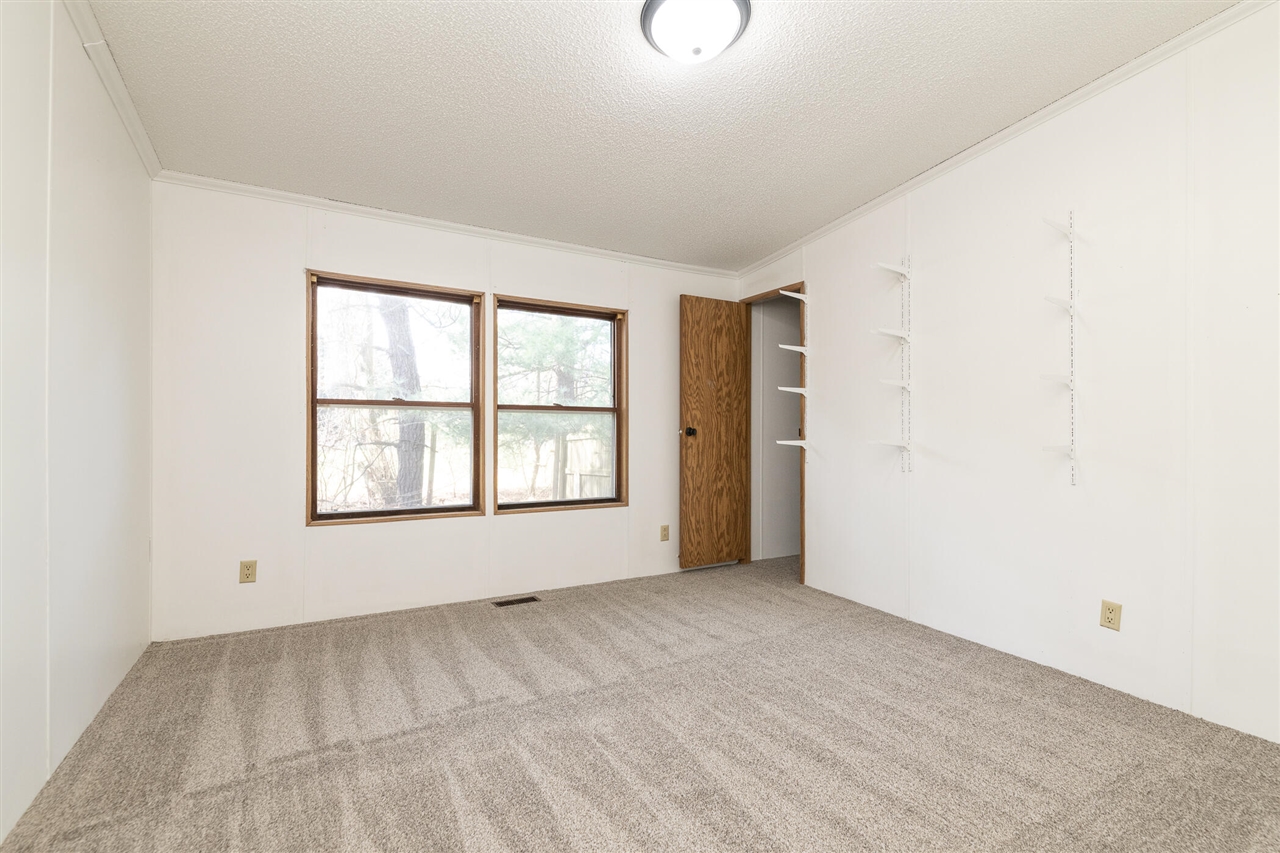 13064 Riverside Drive, Constantine, MI, 49042-9709