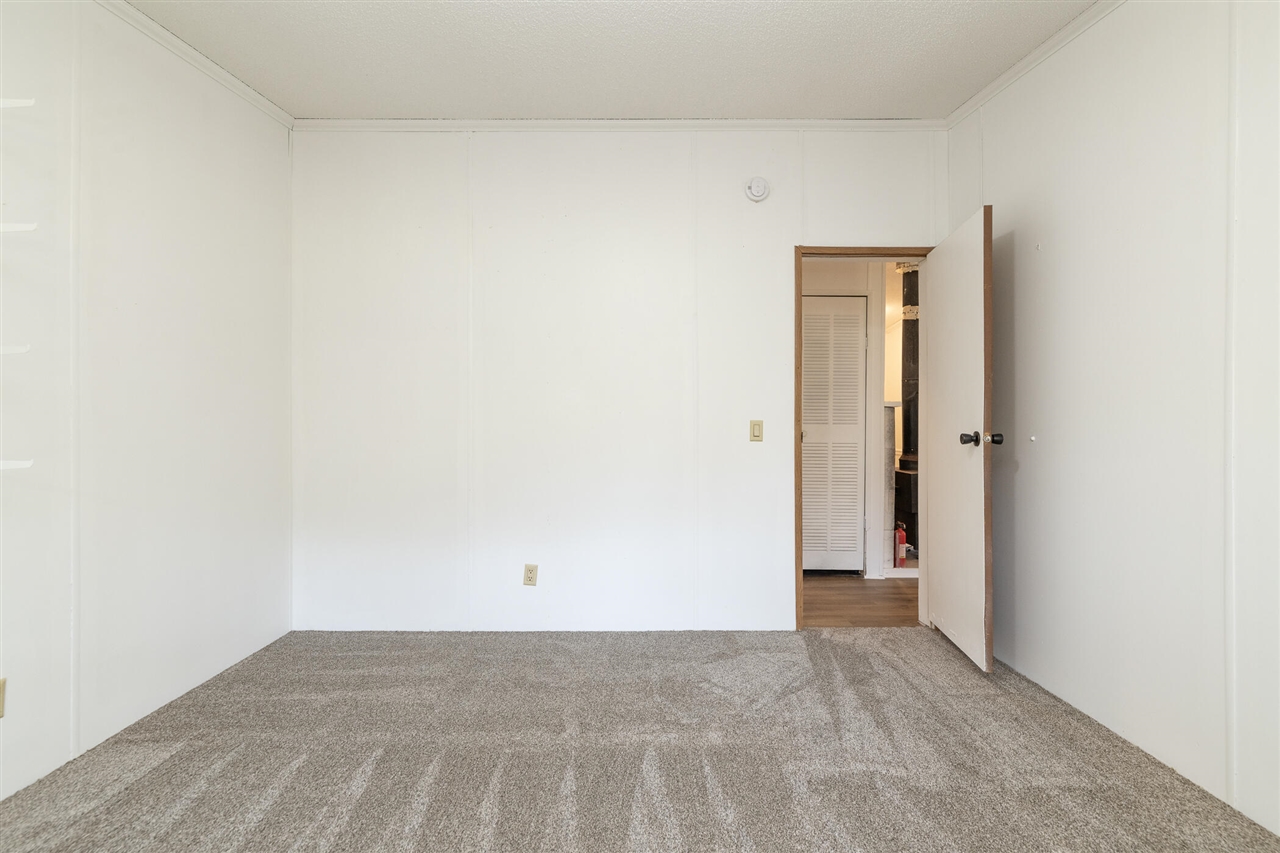 13064 Riverside Drive, Constantine, MI, 49042-9709