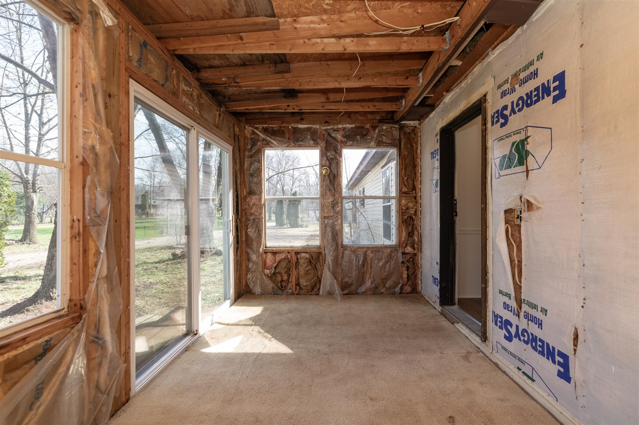 13064 Riverside Drive, Constantine, MI, 49042-9709