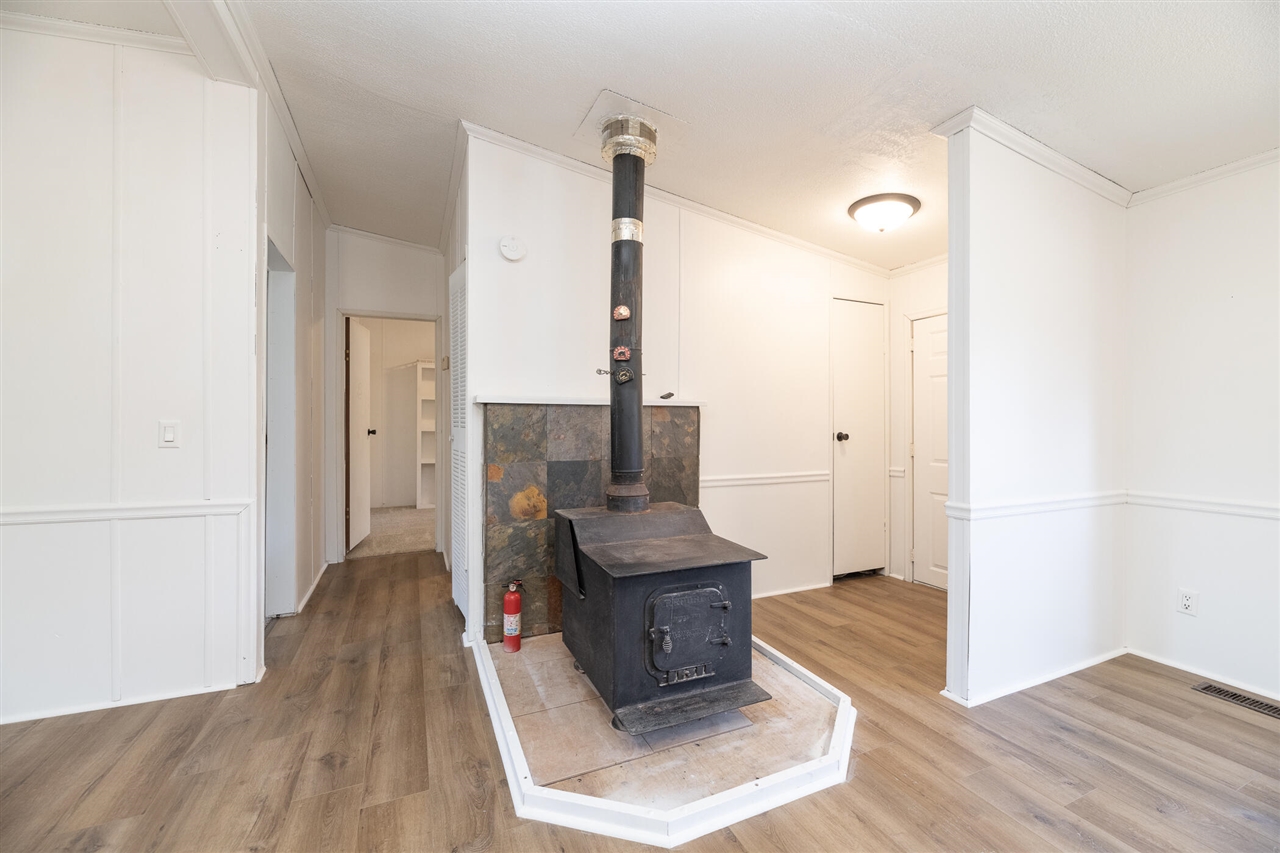 13064 Riverside Drive, Constantine, MI, 49042-9709