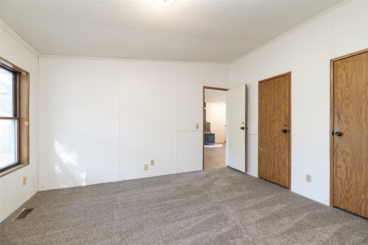 13064 Riverside Drive, Constantine, MI, 49042-9709