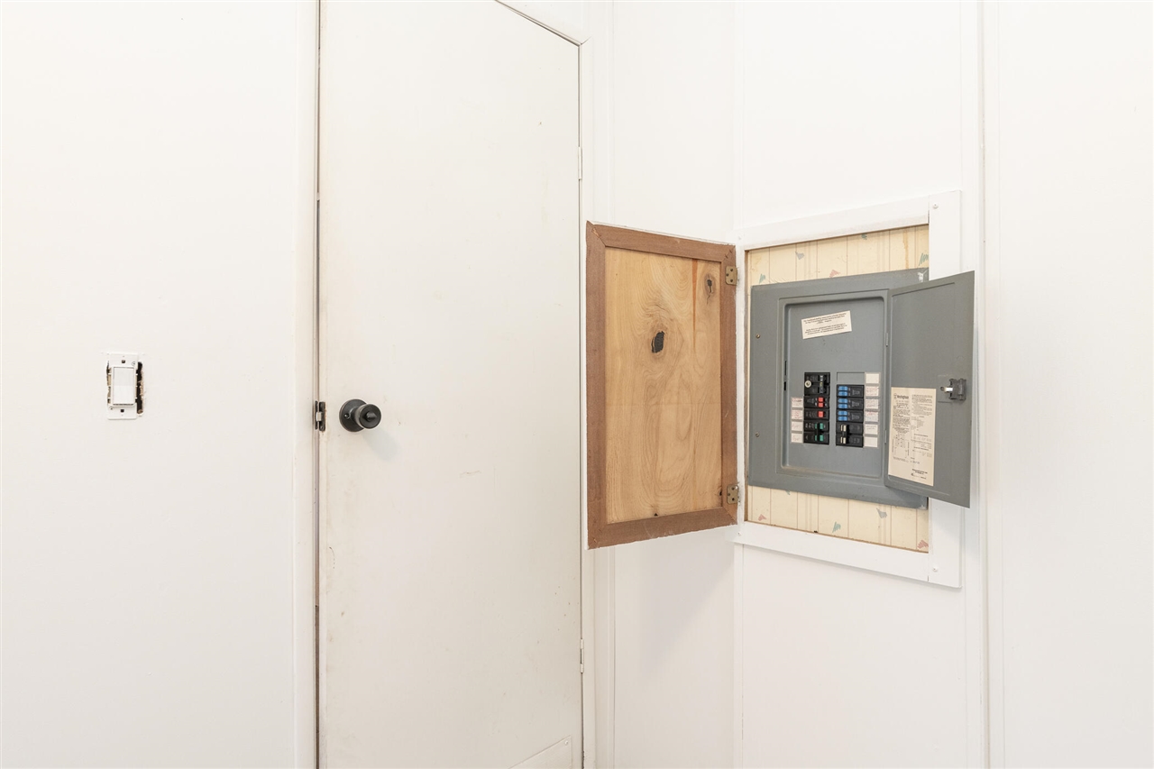 13064 Riverside Drive, Constantine, MI, 49042-9709