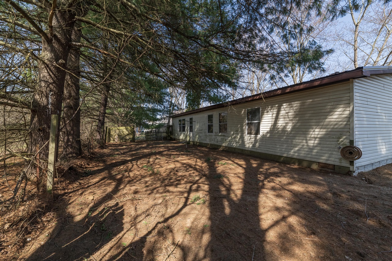 13064 Riverside Drive, Constantine, MI, 49042-9709