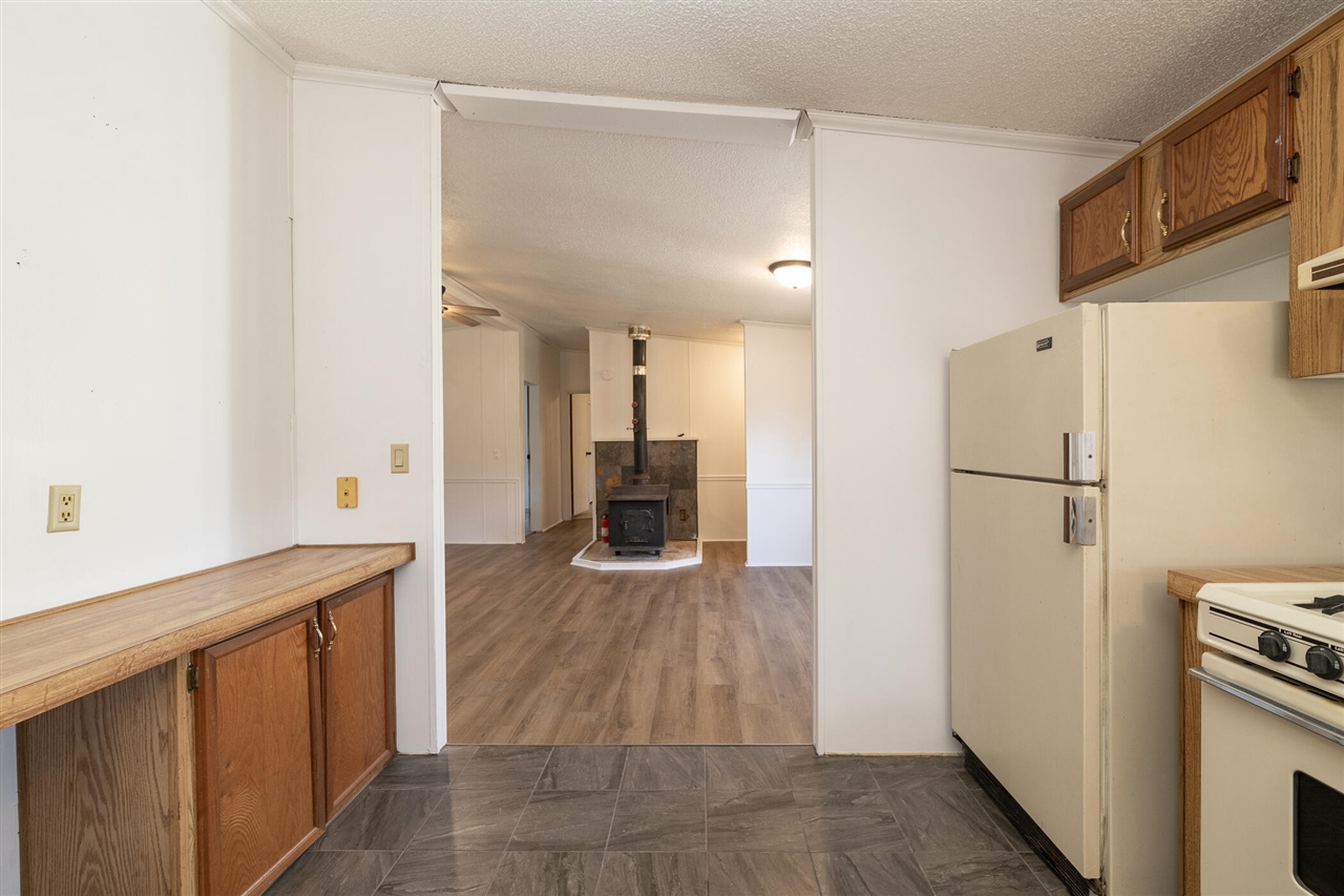 13064 Riverside Drive, Constantine, MI, 49042-9709