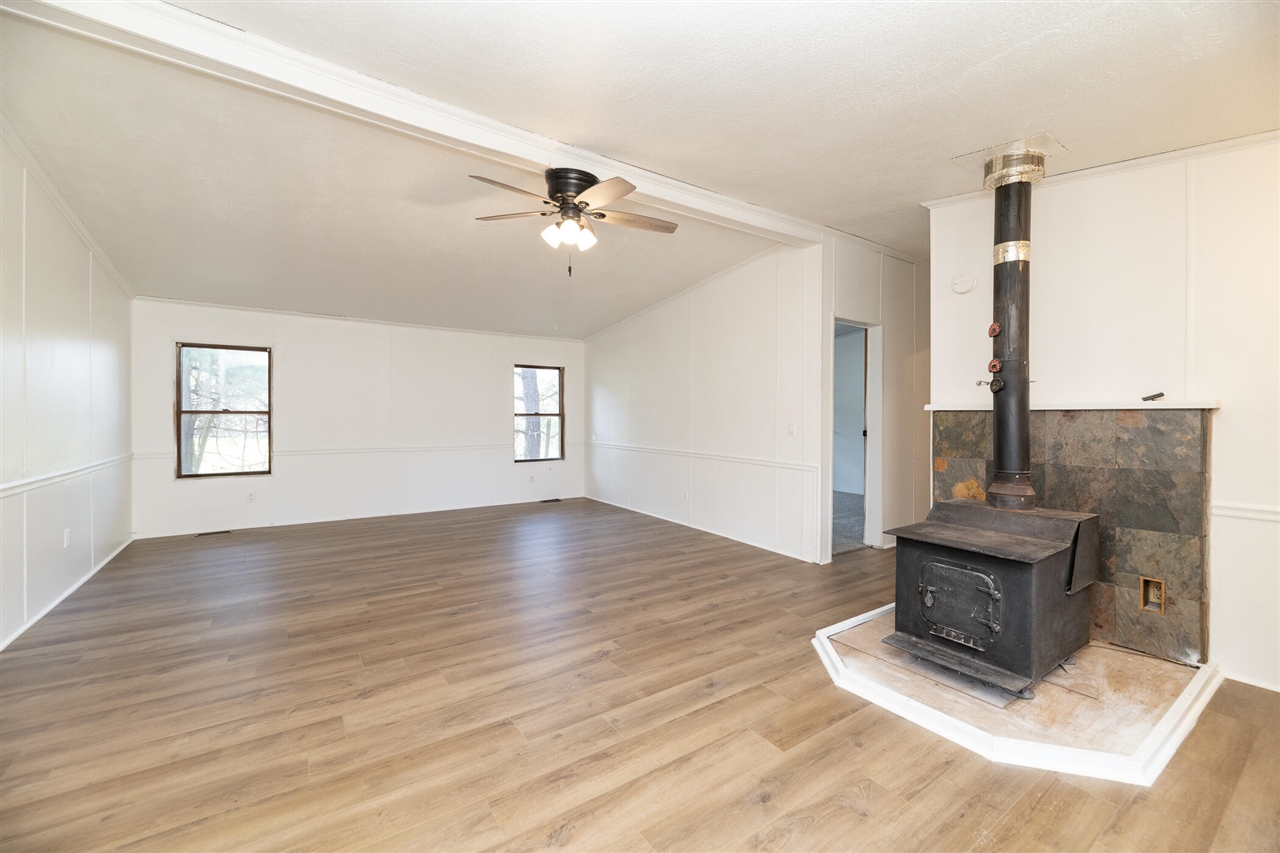 13064 Riverside Drive, Constantine, MI, 49042-9709