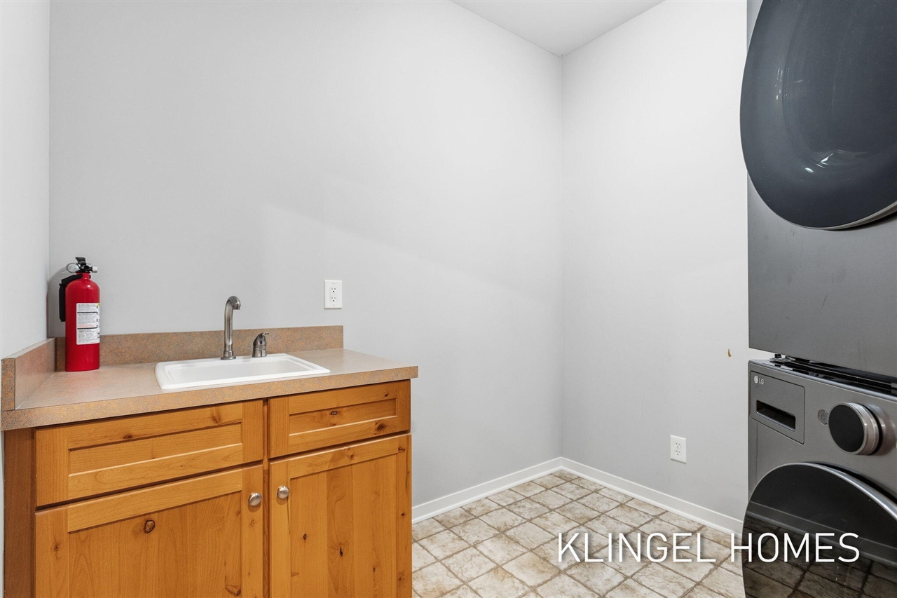 16480 Springvale Court, Spring Lake, MI, 49456