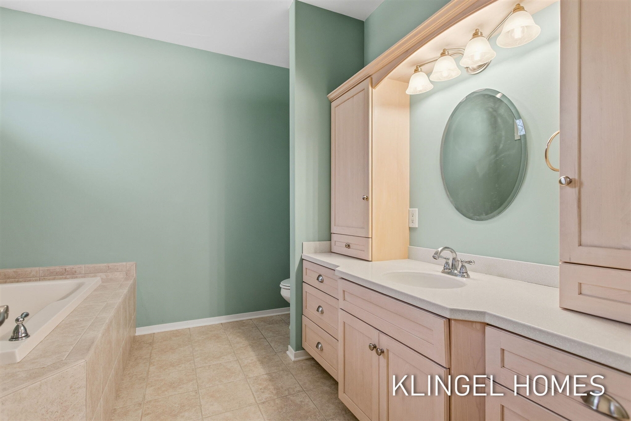 16480 Springvale Court, Spring Lake, MI, 49456