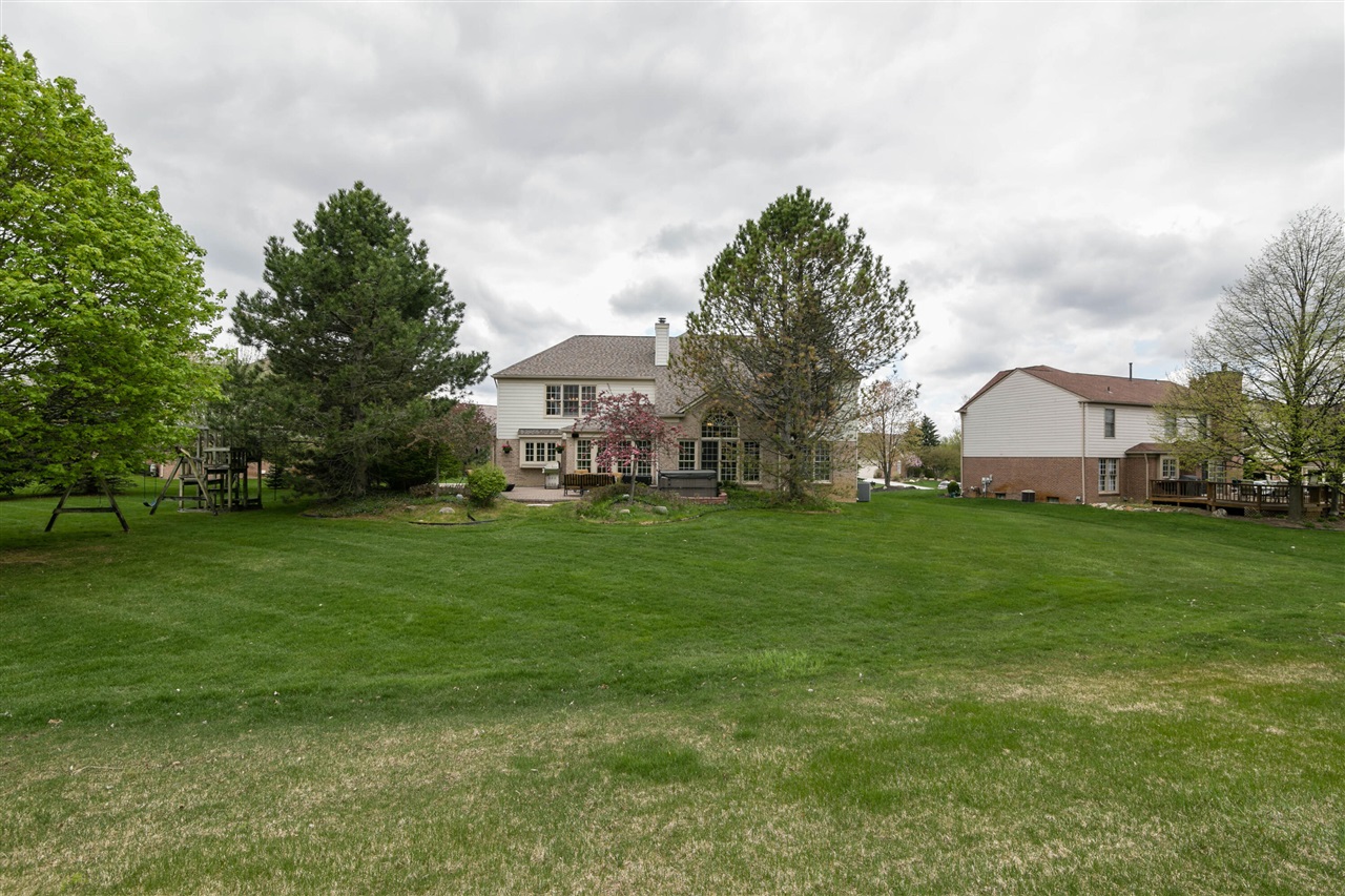 4949 Lexington Court, Rochester, MI, 48306-1465