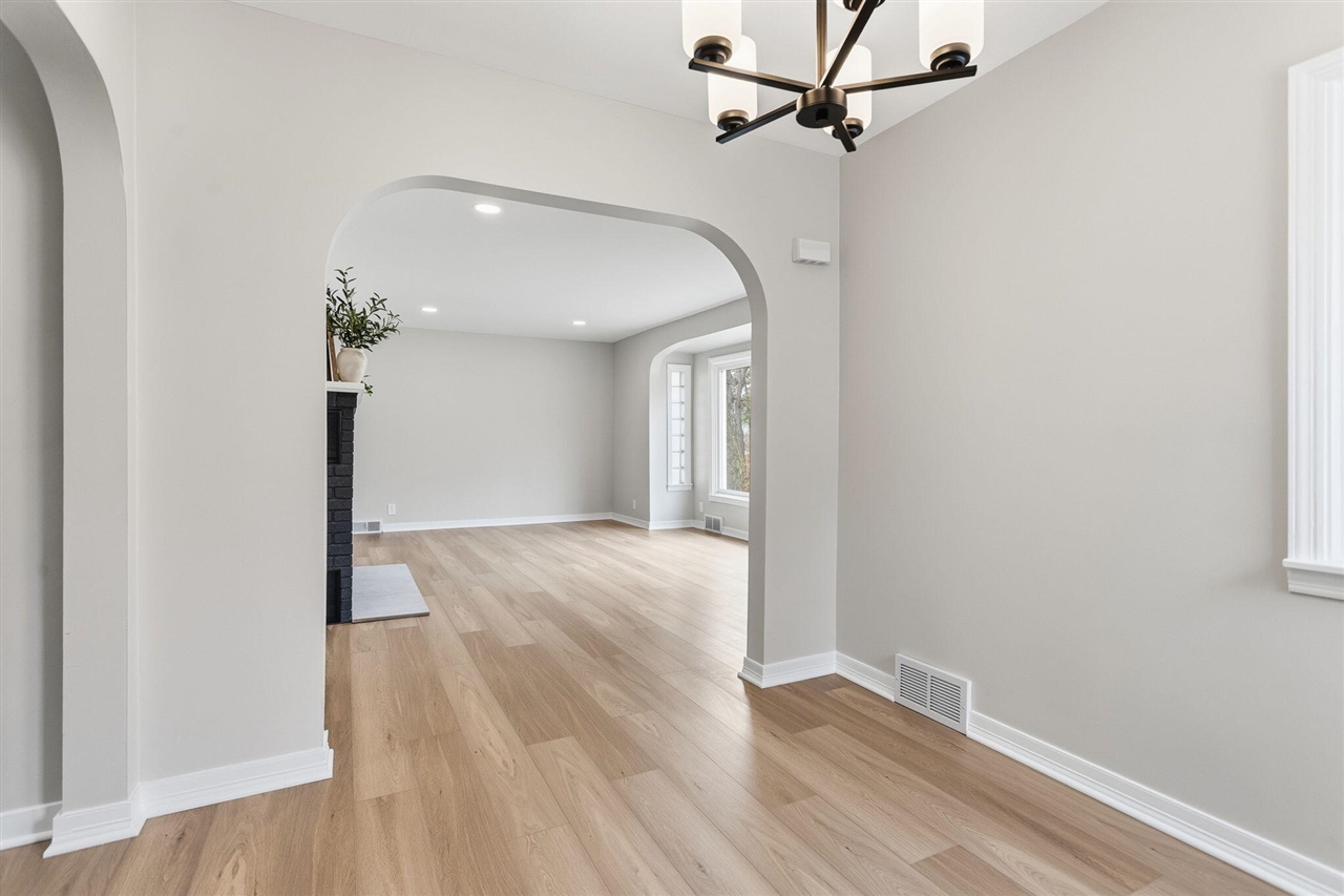 15769 Mercury Drive, Grand Haven, MI, 49417