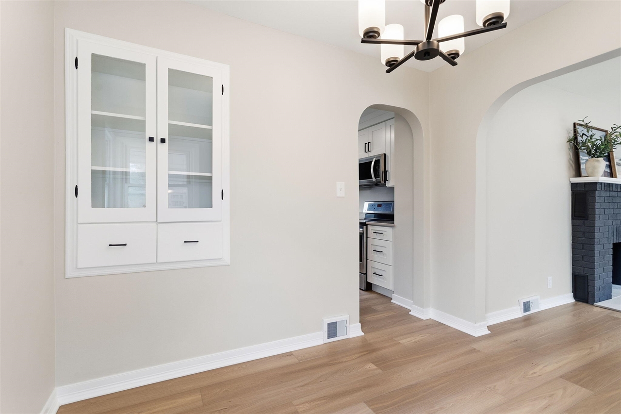 15769 Mercury Drive, Grand Haven, MI, 49417