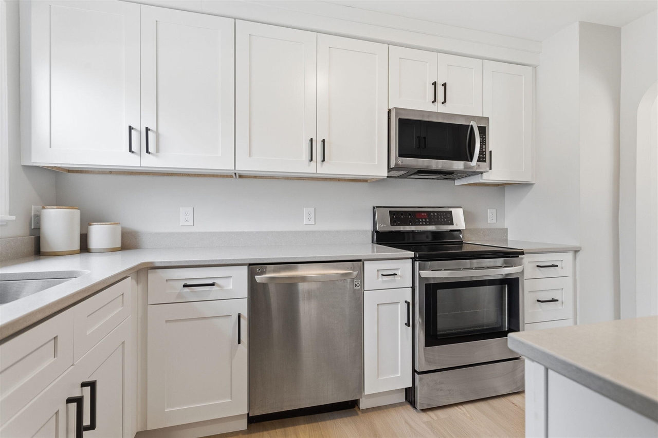 15769 Mercury Drive, Grand Haven, MI, 49417