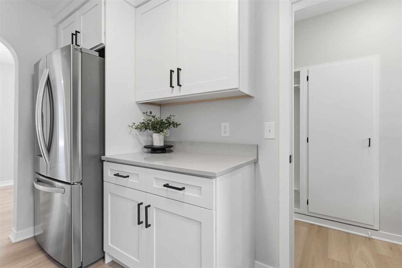 15769 Mercury Drive, Grand Haven, MI, 49417